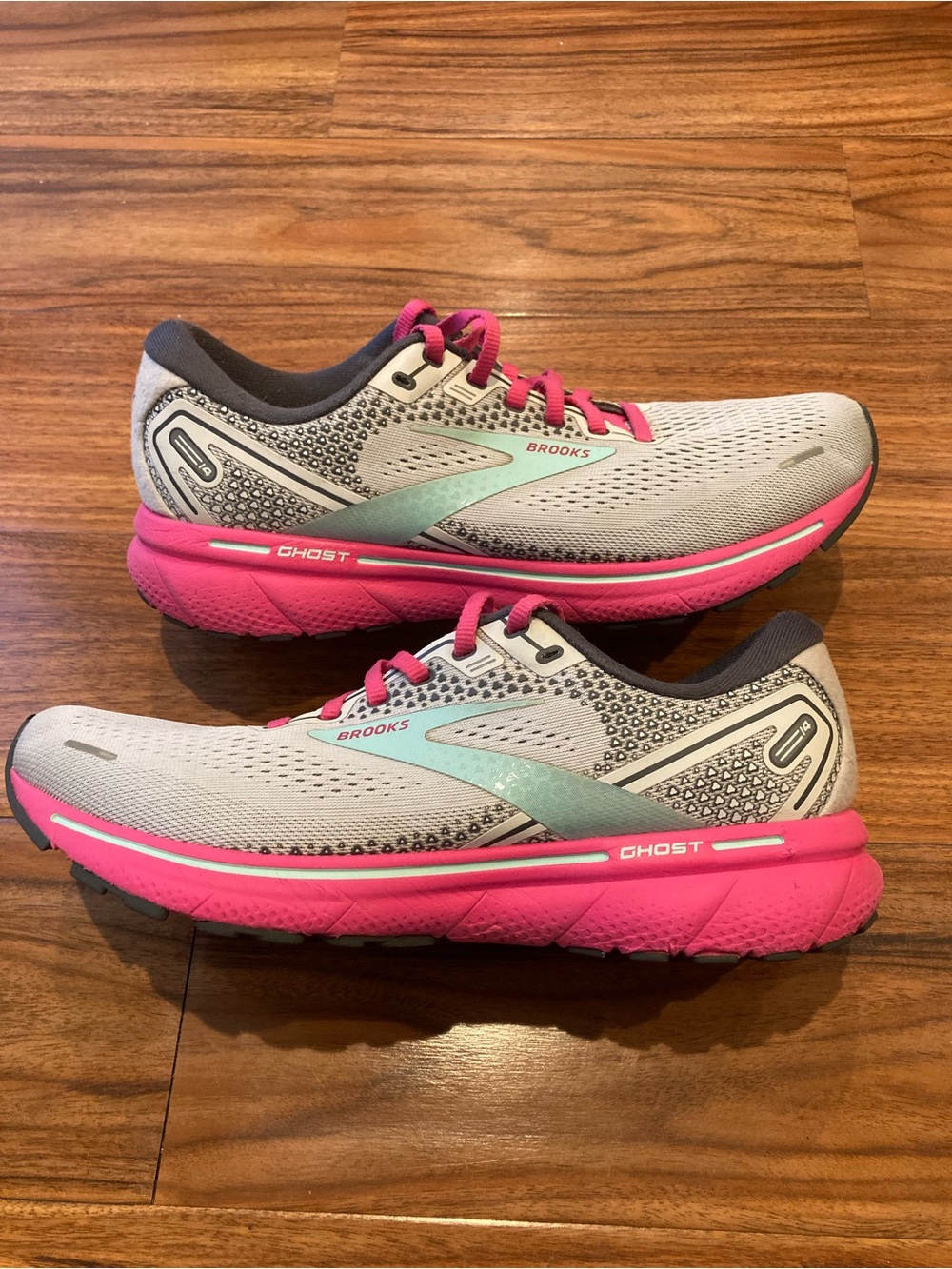 Brooks Shoes Women 10 Ghost 14 Gray Pink Yucca Running Athletic Sneakers.